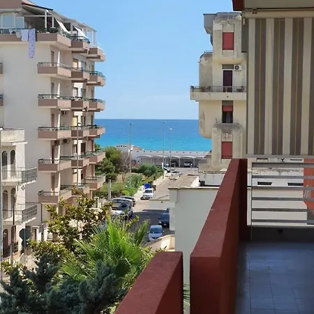 Residenza Estate Vista Mare דירה *